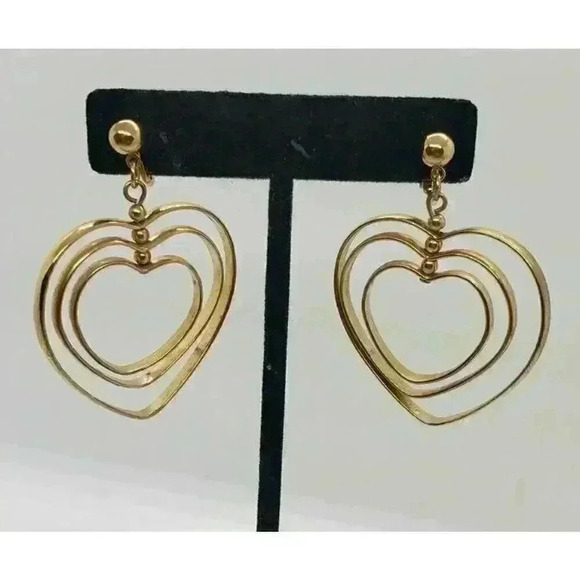 Vintage Trifari Multi 3 Heart Big Hoop Earrings All 3 Spin Gold Signed RARE HTF - Picture 1 of 11